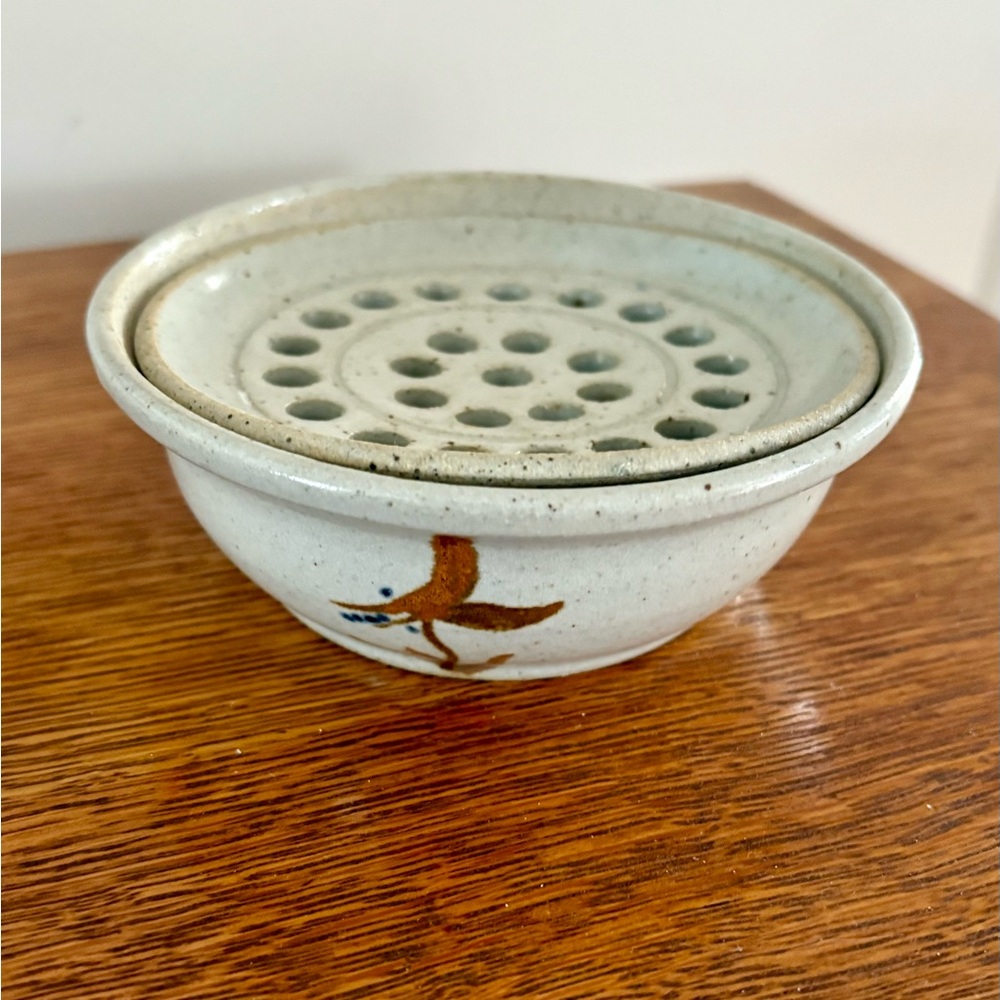 Pottery Soap Holder with Leaf Design